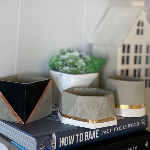 Meet your Posher, Meagan - Picture 1 of 1